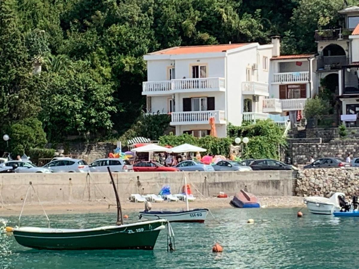 Acika Apartments Rafailovići Zewnętrze zdjęcie