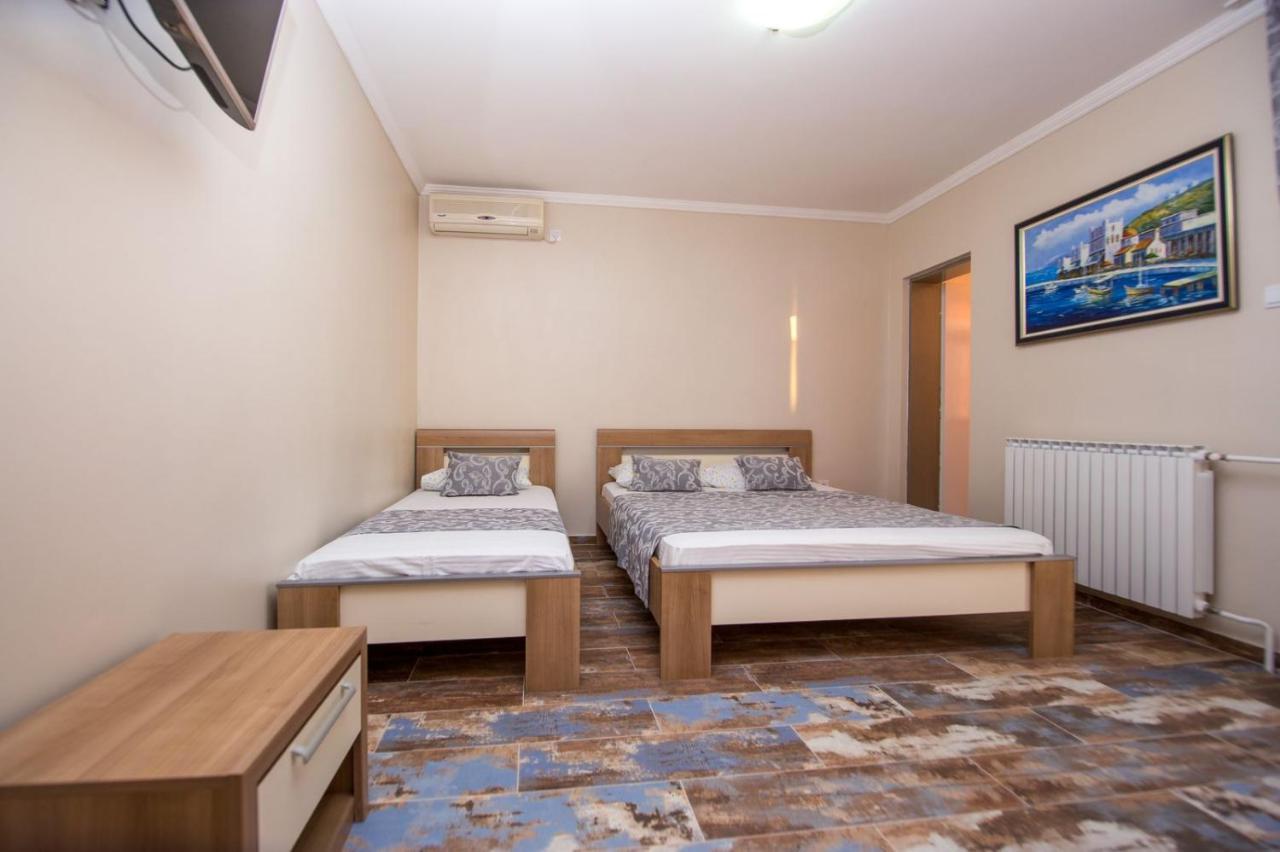 Acika Apartments Rafailovići Zewnętrze zdjęcie