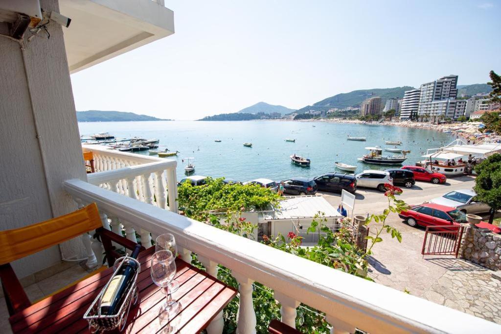 Acika Apartments Rafailovići Zewnętrze zdjęcie