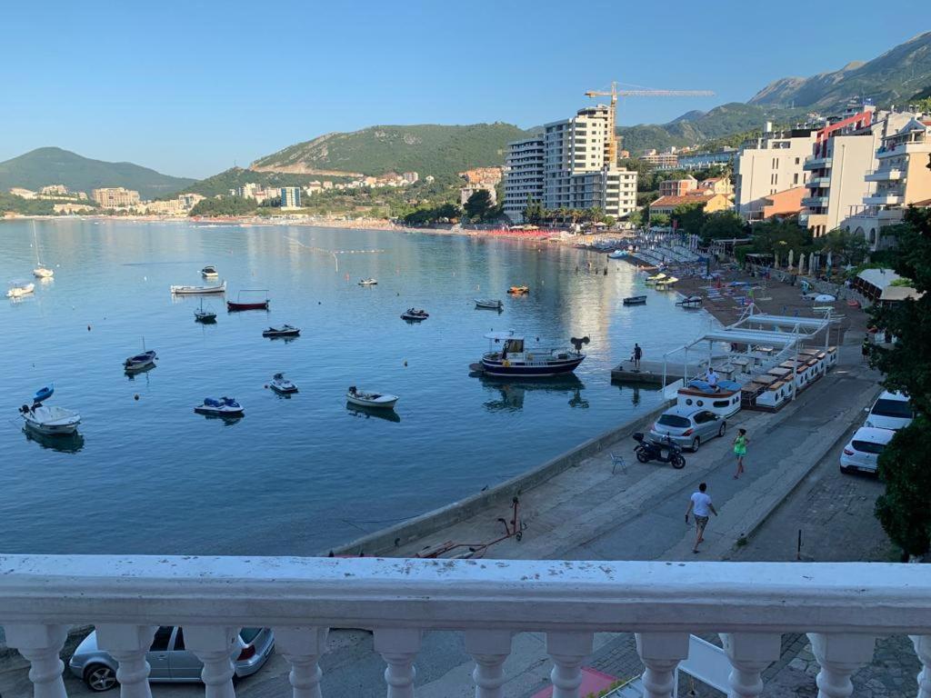 Acika Apartments Rafailovići Zewnętrze zdjęcie